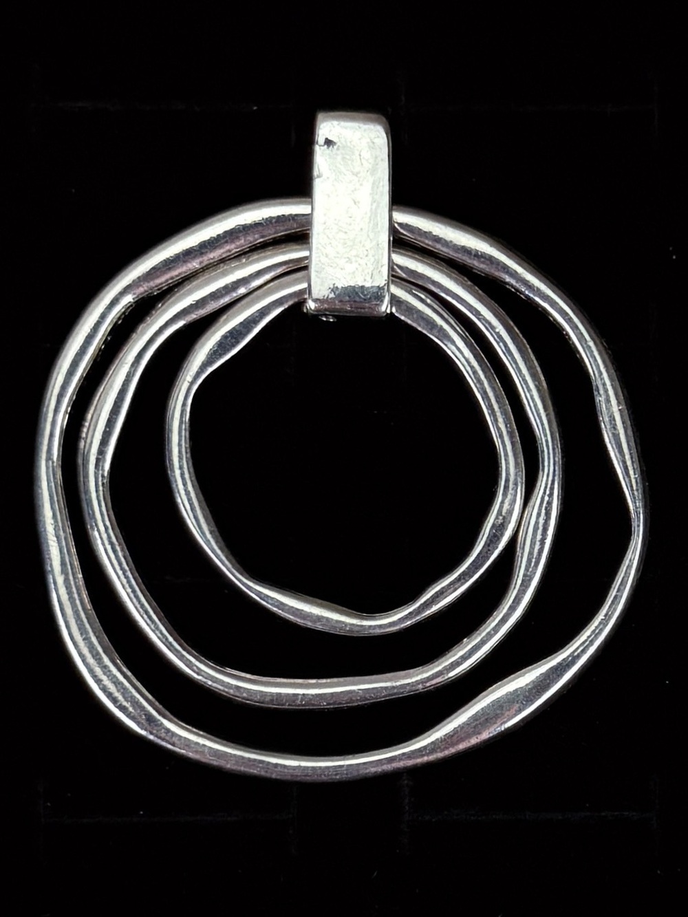 Vintage Large Silvertone 3 circle Movement Pendant